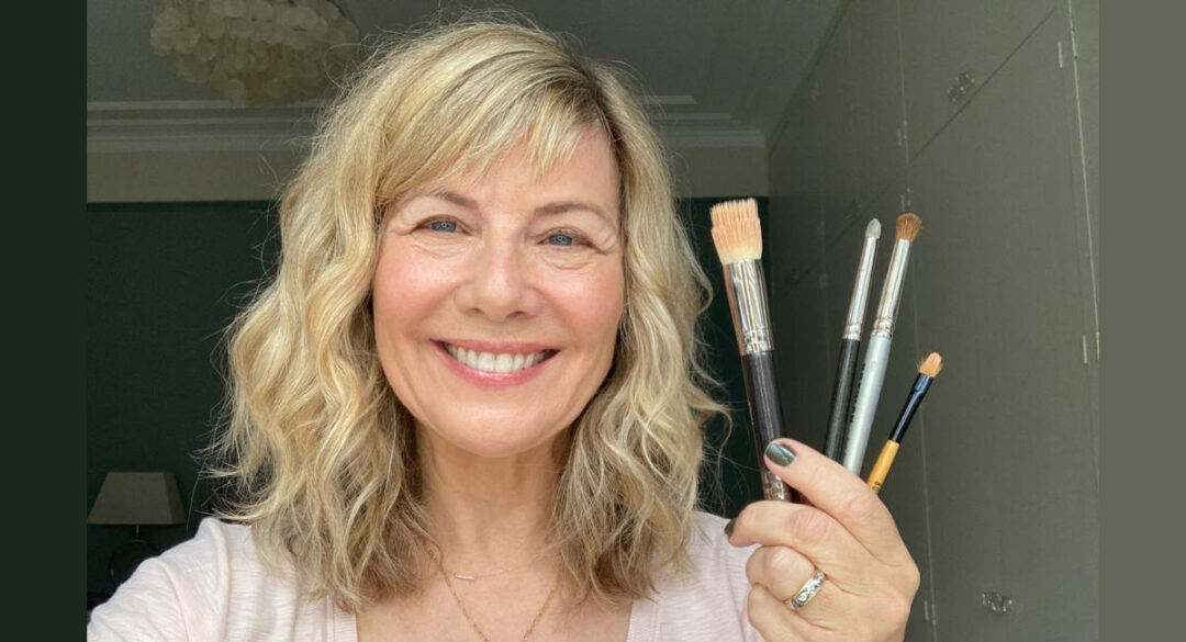 Glynis with Make Up Brushes