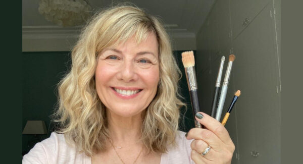 The Secret To Flawless Makeup (video) – Ageless By Glynis Barber